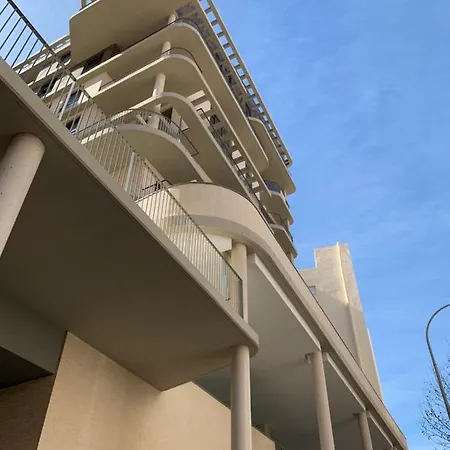 Isea Penthouse * カルプ