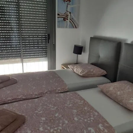 Isea Penthouse *